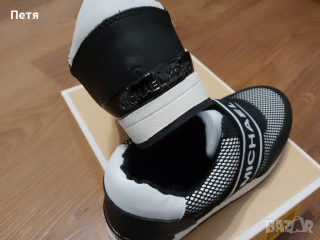 Детски обувки на Michael Kors, снимка 4 - Детски маратонки - 44685613