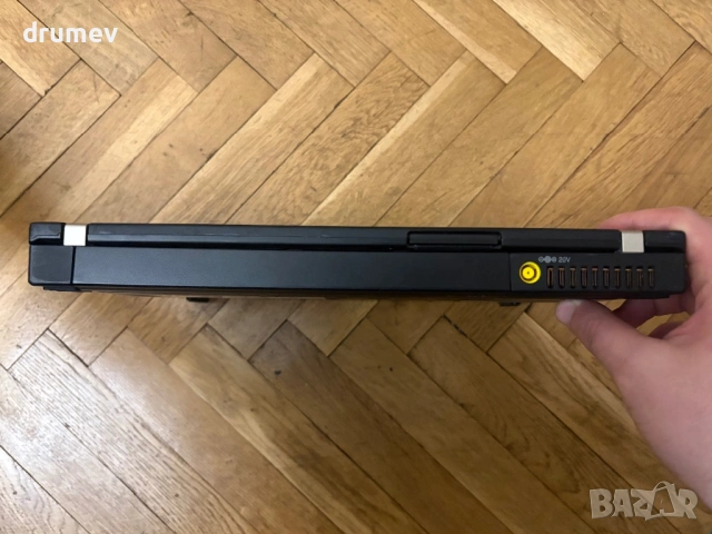 Лаптоп IBM (Lenovo) ThinkPad T60 (14.1"), снимка 4 - Лаптопи за дома - 53077266