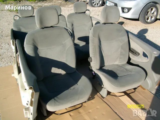 Продавам Салон за Рено Сценик 1999 - 2003 г. + кори врати и дръжки врати+подарък 5бр. гумени стелки , снимка 6 - Части - 48301126