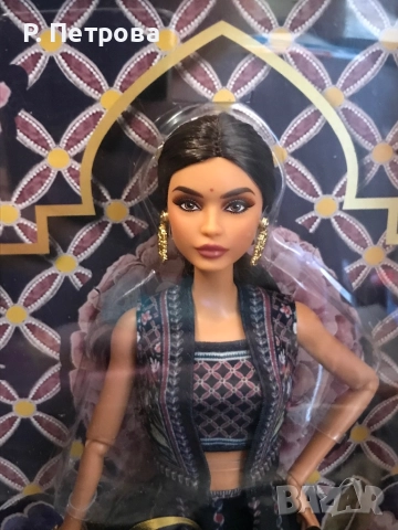 Колекционерска кукла Барби Barbie Diwali, снимка 4 - Кукли - 52836490