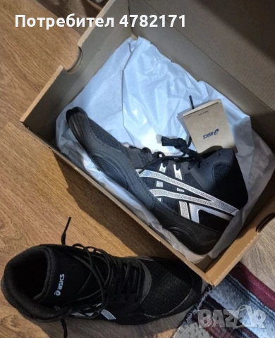 Чисто нови Asics snapdown 4 борцовки 43,5 номер в черен цвят, снимка 3 - Спортна екипировка - 54027979