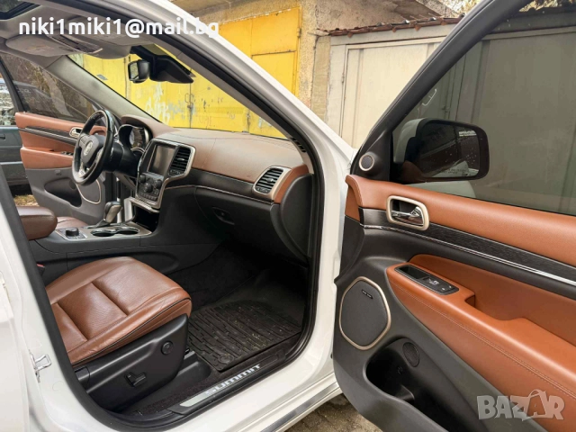 Jeep Grand Cherokee 3,6 Summit, снимка 10 - Автомобили и джипове - 52446246