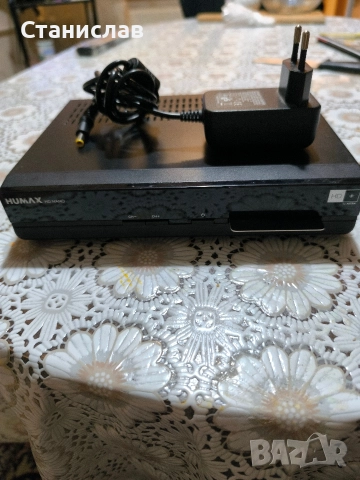 Сателитен приемник Humax HD nano +
