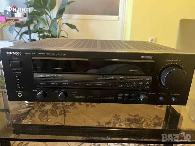 Kenwood KR-V7030 ресийвър