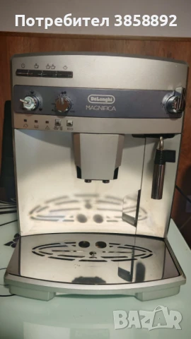 Кафеавтомат Кафемашина Delonghi Magnifica ESAM03.110., снимка 1