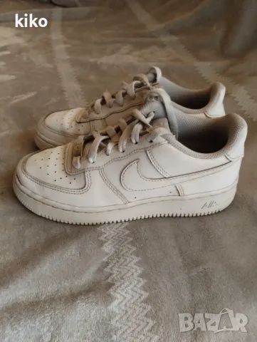 Маратонки NIKE juniors AIR FORCE 1 Eur 36, снимка 4 - Детски маратонки - 45806514