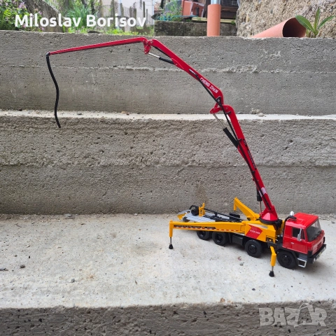 Tatra 8x8 бетон помпа 1:43, снимка 8 - Колекции - 54277626