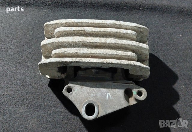 Лява Лапа и Тампон Двигател Форд Транзит (2000г. -2006г.) - WFJ174004 N, снимка 2 - Части - 44357217