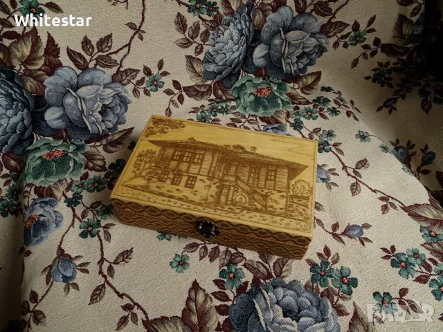 Пирографирани кутии, снимка 11 - Декорация за дома - 48851040