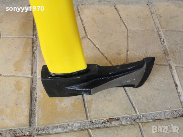 2КГ БРАДВА С КЛИН И ЖЪЛТА ФИБРО ДРЪЖКА 86СМ 2204261731, снимка 6 - Градински инструменти - 54280939