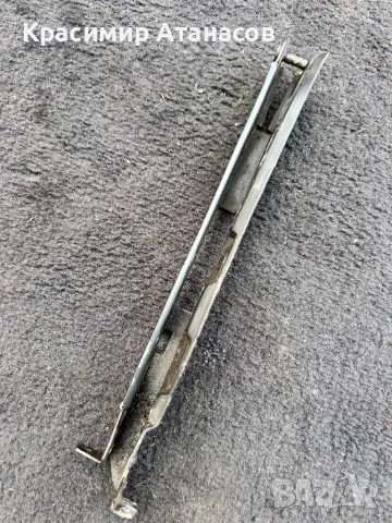 Държач водач предна броня ляв  за Мерцедес CLS. W219. 2198800114, снимка 6 - Части - 48773818