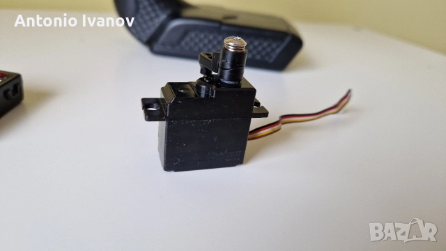 Чemkoß Momop RC390, ESC, CepBo, Трансмитер, снимка 7 - Друга електроника - 52771440