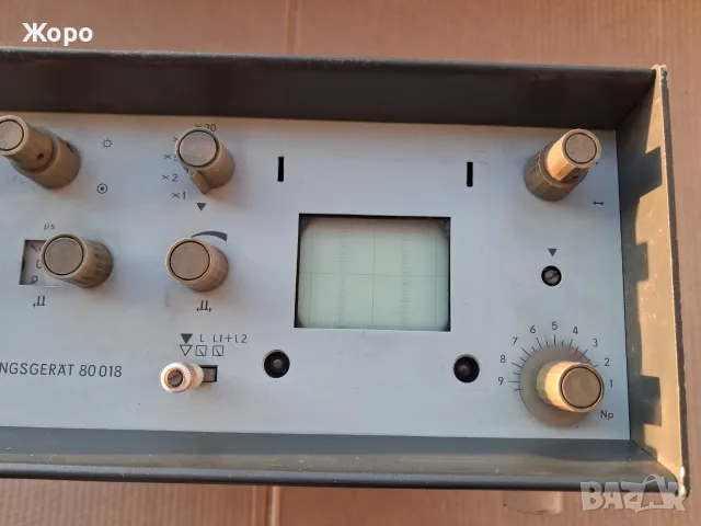 Старинен осцилоскоп осцилограф 80те ГДР RFT, снимка 3 - Друга електроника - 56452697