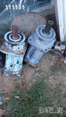 Хидромотор бутален , снимка 2 - Други машини и части - 38097121