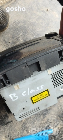 CD radio Merzedes B clas, снимка 2 - Аудиосистеми - 53889415