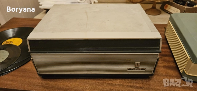 стар ретро магнетофон Grundig, снимка 3 - Антикварни и старинни предмети - 52567309