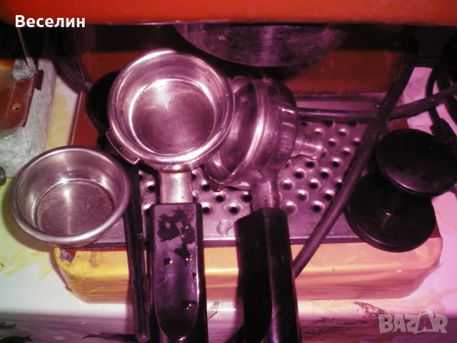 Кафемашина ''Бразили клуб''с кафемелачка+ още една за резервни части , снимка 7 - Кафемашини - 50241332