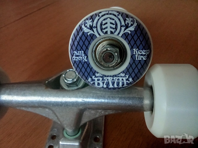 Машинки за скейтборд с гуми за професионален скейт ELEMENT