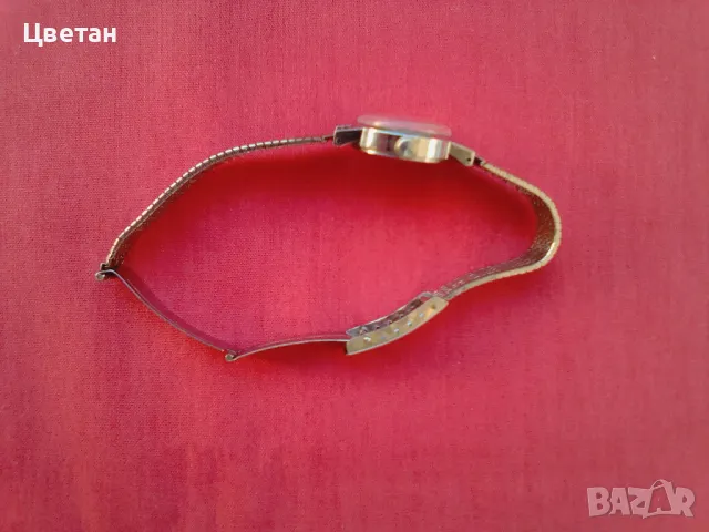 руски дамски ръчен часовник Заря, снимка 4 - Дамски - 49097318