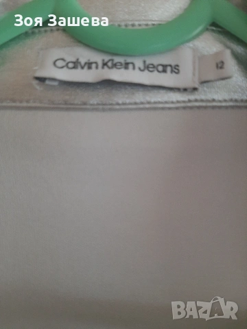 Детско преходно яке , Calvin Klein!, снимка 4 - Детски якета и елеци - 53909055