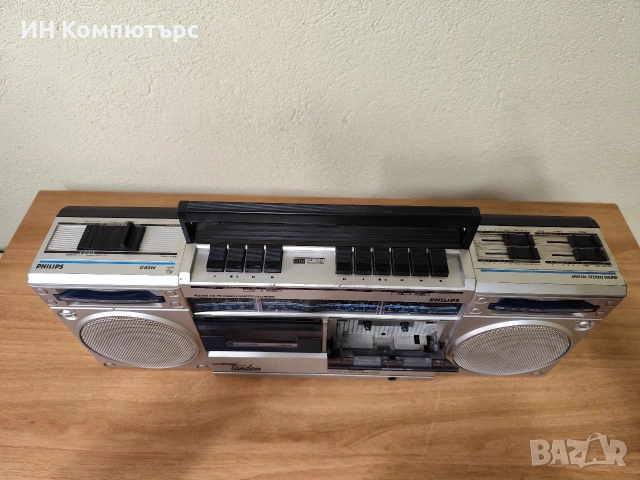 Продавам радиокасетофон Philips D8334, снимка 2 - Радиокасетофони, транзистори - 54271433