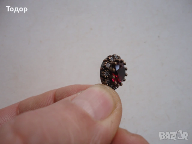 Сребърен медальон колие червен камък , снимка 4 - Колиета, медальони, синджири - 53304905