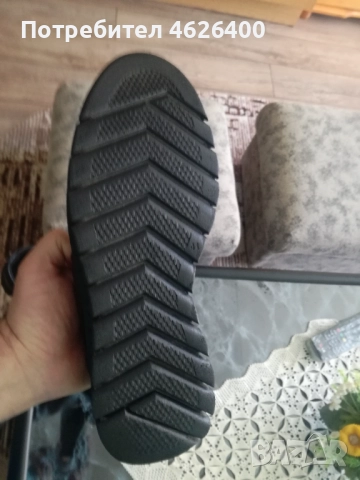 Продавам черни мъжки затворени обувки без връзки, снимка 4 - Ежедневни обувки - 52106128