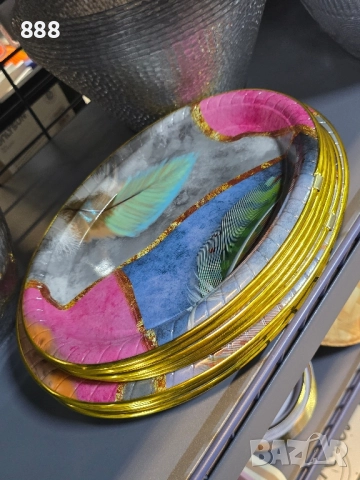 пластмасови табли подноси, снимка 3 - Аксесоари за кухня - 52080871