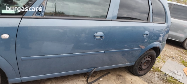 Врата предна задна лява дясна Opel Meriva - 80лв