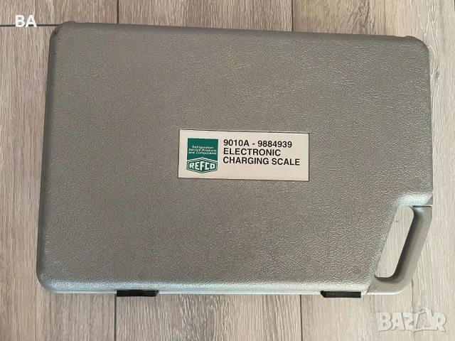 Продавам Електронна везна за зареждане на хладилен газ модел Refco 9010A