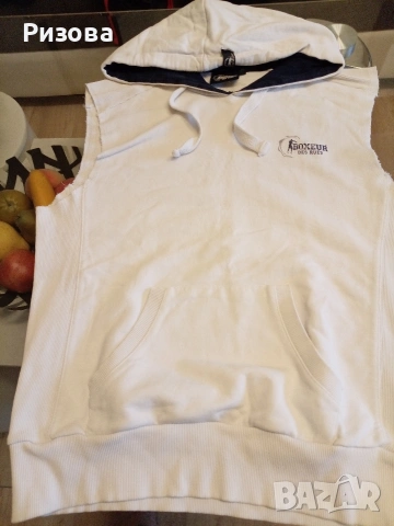 Подарявам суйчери за 14/15г.момче, снимка 3 - Детски анцузи и суичери - 54239030