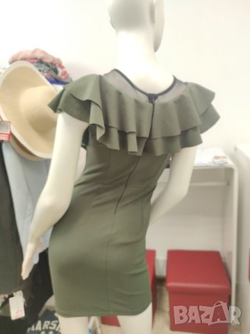 Зелена къса рокля 👗, снимка 3 - Рокли - 40540671