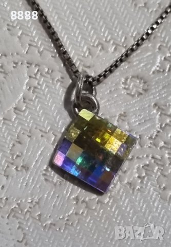 Синджир с висулка Swarovski, снимка 4 - Колиета, медальони, синджири - 44329415