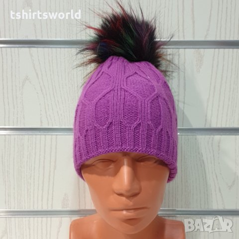 Нова зимна дамска лилава шапка с шарен помпон/пух, снимка 2 - Шапки - 35479434