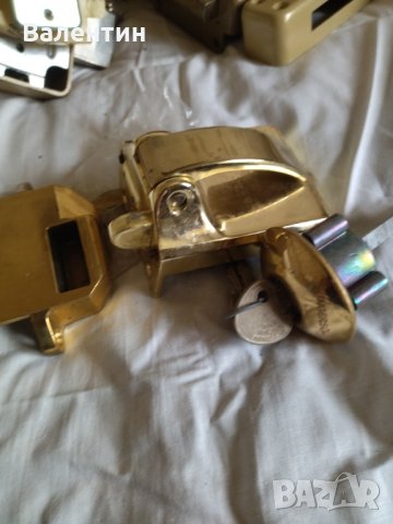 Брави 4 бр., снимка 2 - Входни врати - 35513991