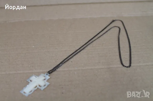 Седефен кръст  със сребърен синджир