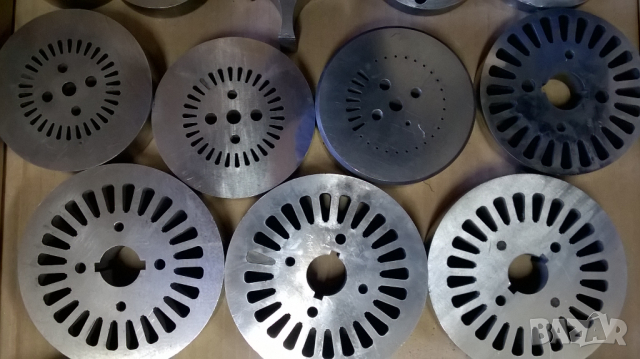 Някакви матрици, снимка 4 - Други машини и части - 18562175