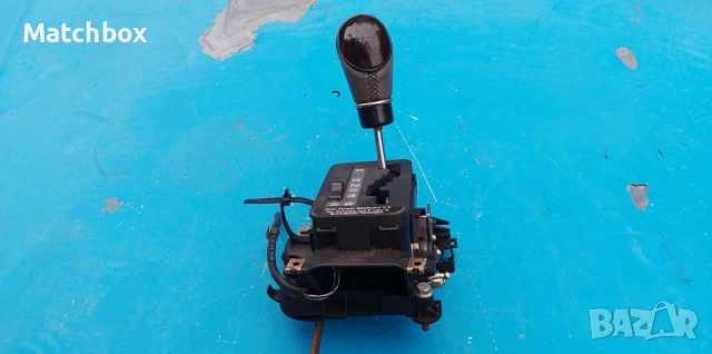 Скоростен лост за Мерцедес 124 автоматик, снимка 4 - Части - 51891787