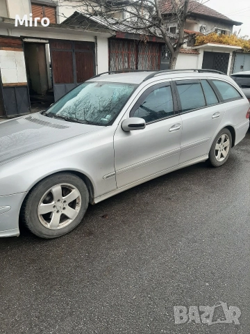 мерцедес Е 270cdi, снимка 2 - Автомобили и джипове - 52585650