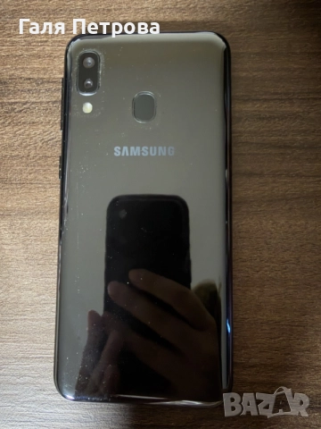 Samsung Galaxy A20e, снимка 2 - Samsung - 56348655