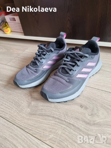 Маратонки адидас , снимка 4 - Маратонки - 53910310