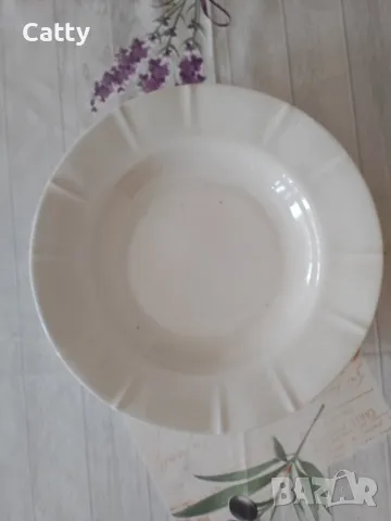 Порцеланови чинии , снимка 10 - Чинии - 49715155
