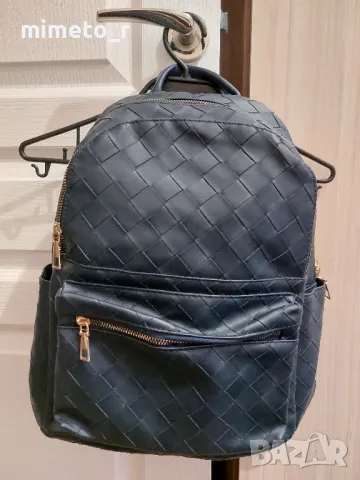 Дамска раница 