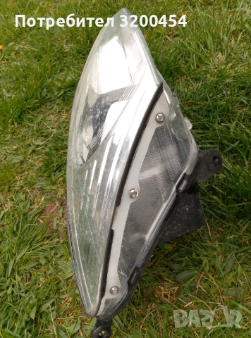 Десен фар за Форд Фокус, снимка 2 - Части - 54222022