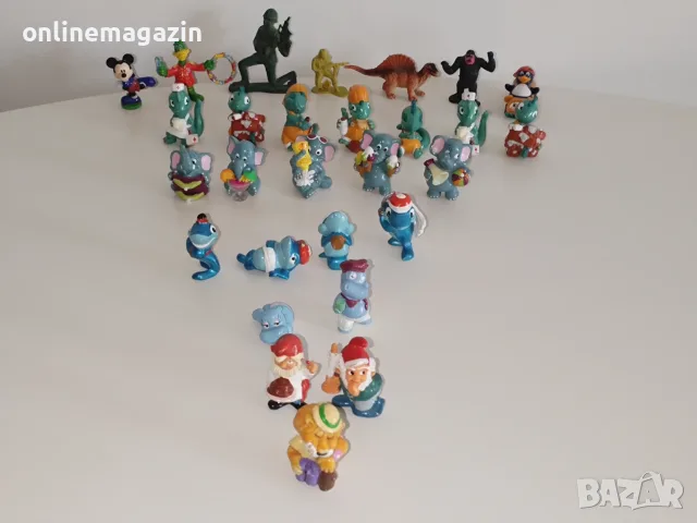 Колекция играчки от шоколадови яйца Kinder Surprise