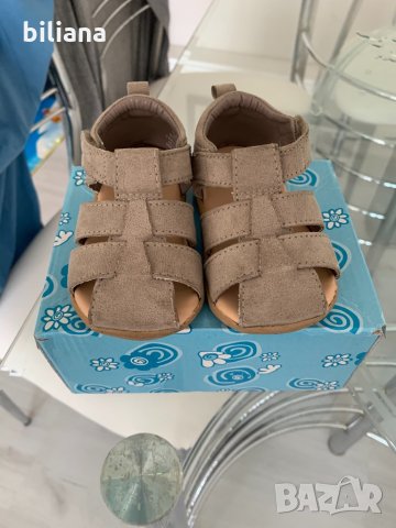 Обувки и сандали на H&M, снимка 5 - Бебешки обувки - 34178144