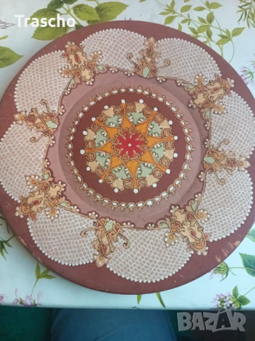 Дървена чиния 