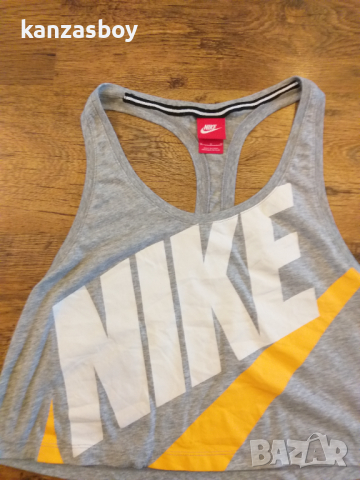 nike - страхотен дамски потник М