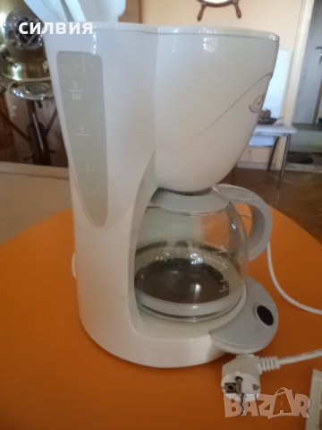 Кафе машина за шварц кафе DeLonghi, снимка 6 - Кафемашини - 42568187