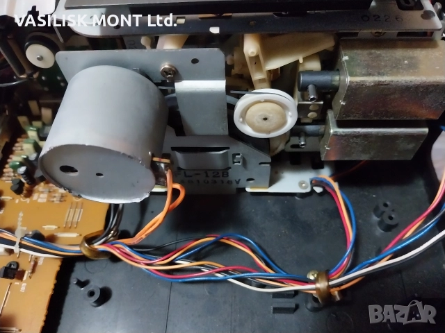 Дек HITACHI D-E55 за ремонт или резервни части - Продаден, снимка 5 - Декове - 52676885